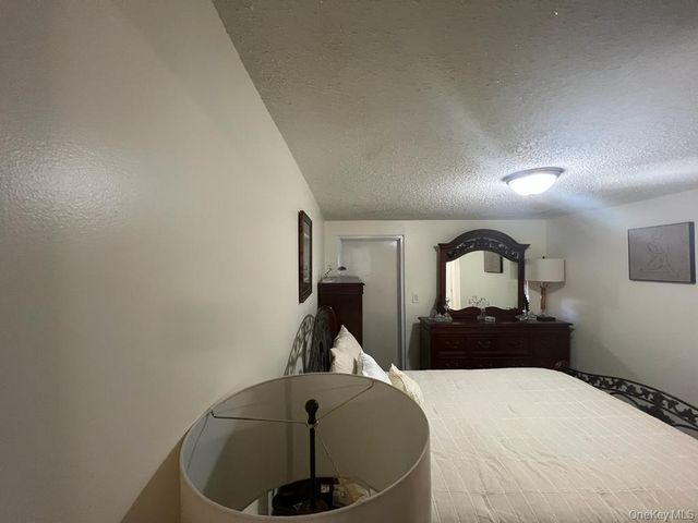 1023B E 229th Street, Bronx, NY 10466