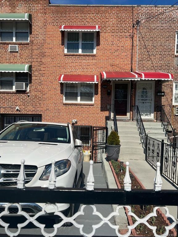 1023B E 229th Street, Bronx, NY 10466 — photo 2
