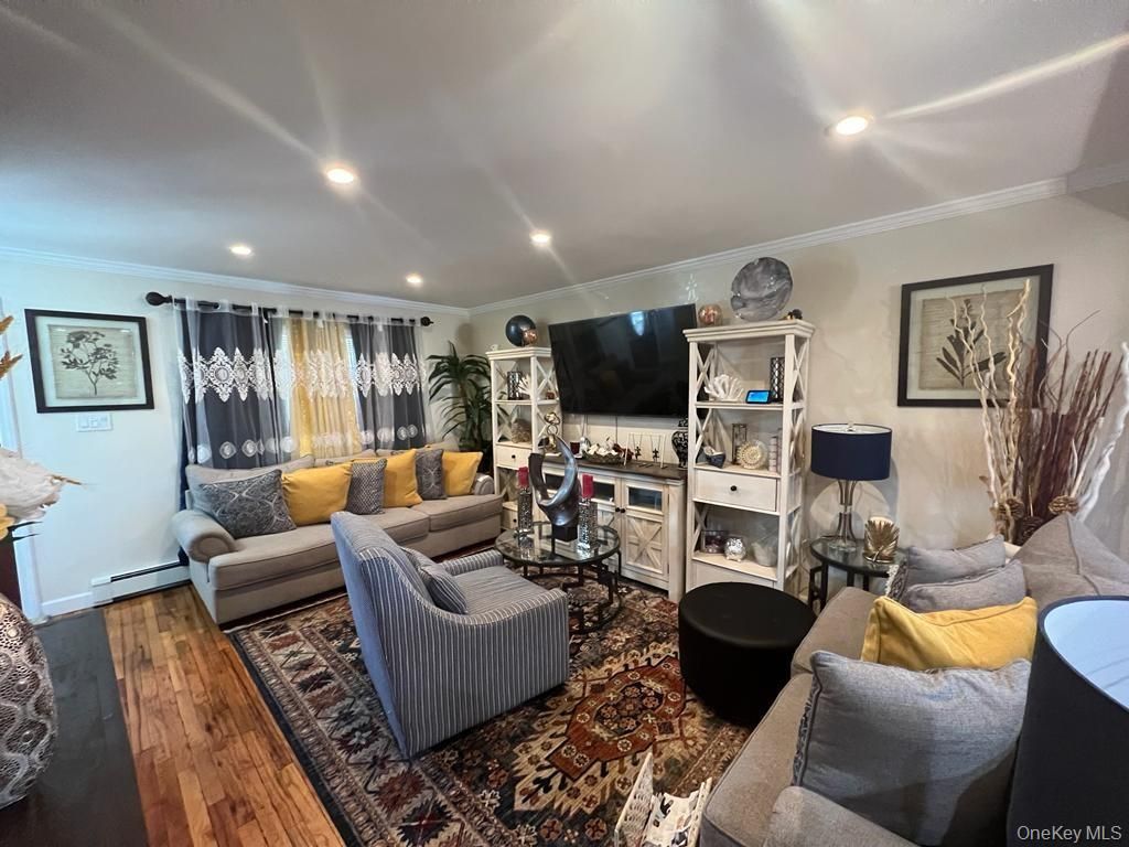 1023B E 229th Street, Bronx, NY 10466 — photo 3