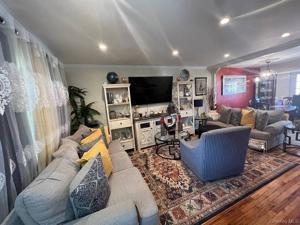 1023B E 229th Street, Bronx, NY 10466 — photo 5