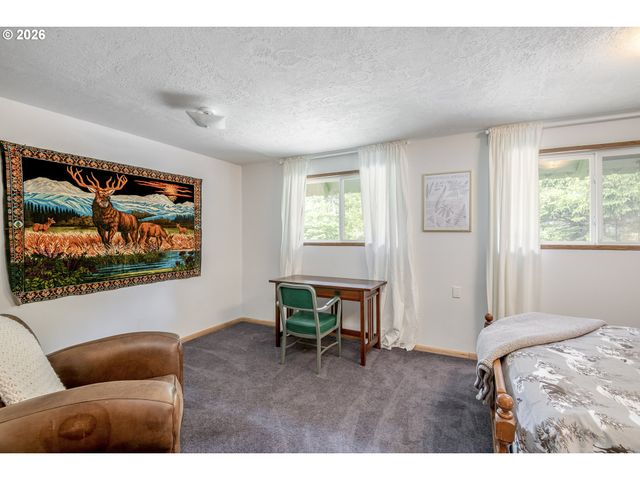 100 ASPEN Ln, Packwood, WA 98361