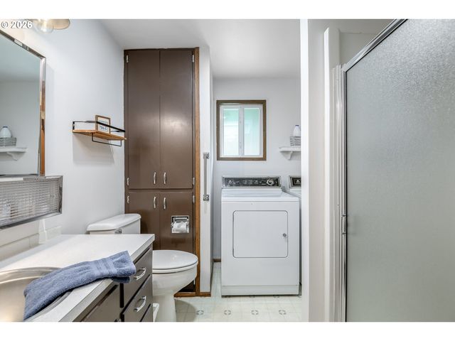 100 ASPEN Ln, Packwood, WA 98361