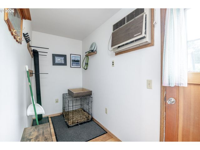 100 ASPEN Ln, Packwood, WA 98361