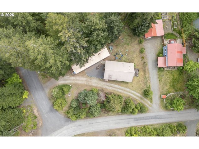 100 ASPEN Ln, Packwood, WA 98361