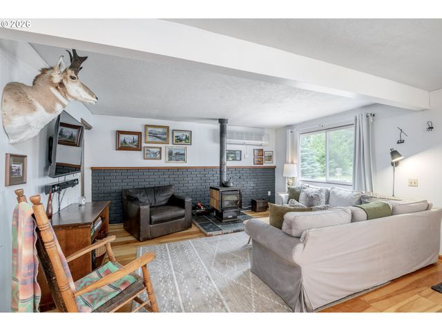 100 ASPEN Ln, Packwood, WA 98361