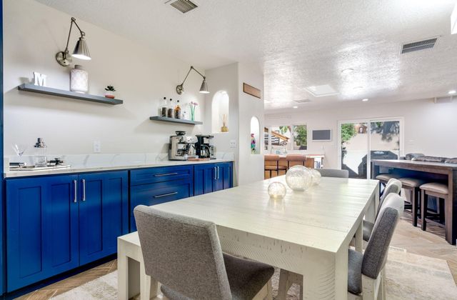 5604 Planeta Court NE, Albuquerque, NM 87111