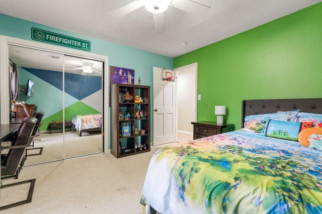 5604 Planeta Court NE, Albuquerque, NM 87111