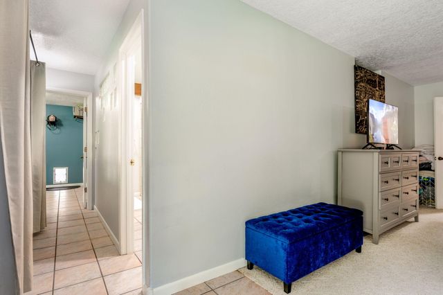 5604 Planeta Court NE, Albuquerque, NM 87111