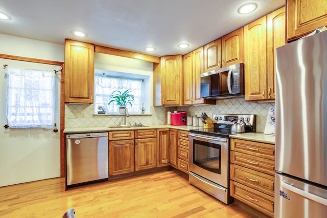 1434 Pine Springs Rd, Knoxville, TN 37922