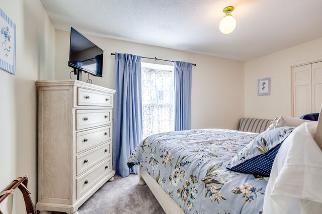 1434 Pine Springs Rd, Knoxville, TN 37922