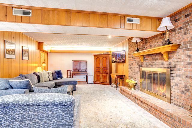 1434 Pine Springs Rd, Knoxville, TN 37922