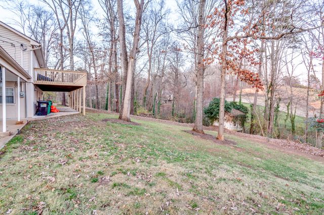 1434 Pine Springs Rd, Knoxville, TN 37922