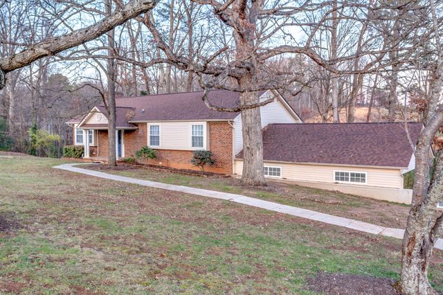 1434 Pine Springs Rd, Knoxville, TN 37922