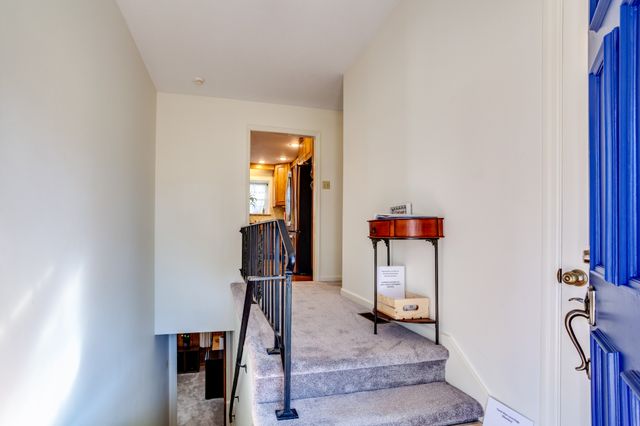 1434 Pine Springs Rd, Knoxville, TN 37922