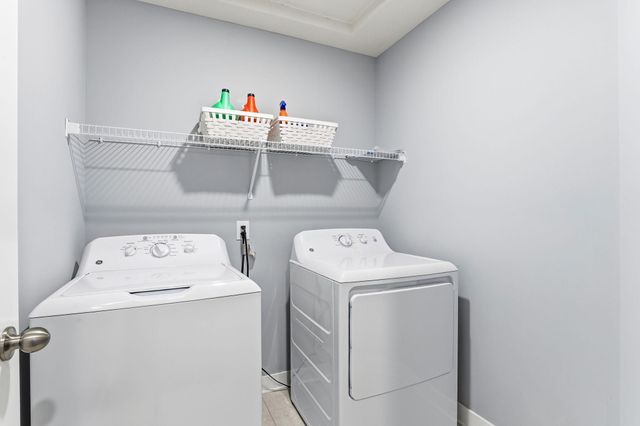 5088 93rd Lane N, Brooklyn Park, MN 55443