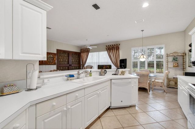 7844 Rockford Road, Boynton Beach, FL 33472