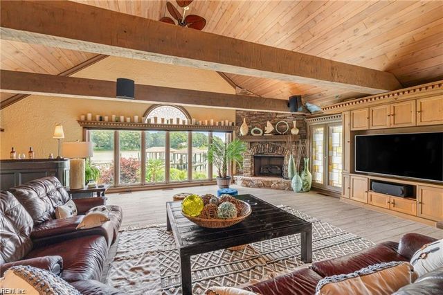 675 Thalia Point RD, Virginia Beach, VA 23452