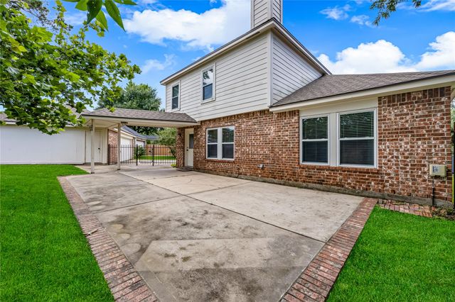 28507 Chateau Springs Court, Spring, TX 77386