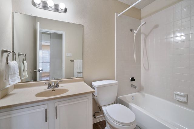 4318 Metronome Drive, Grand Prairie, TX 75052