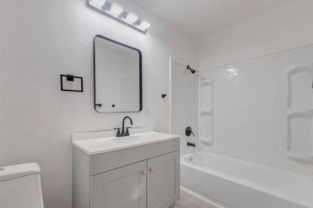 1302 Ross Street, La Marque, TX 77568