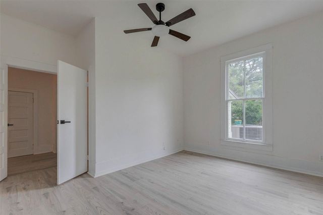 1302 Ross Street, La Marque, TX 77568