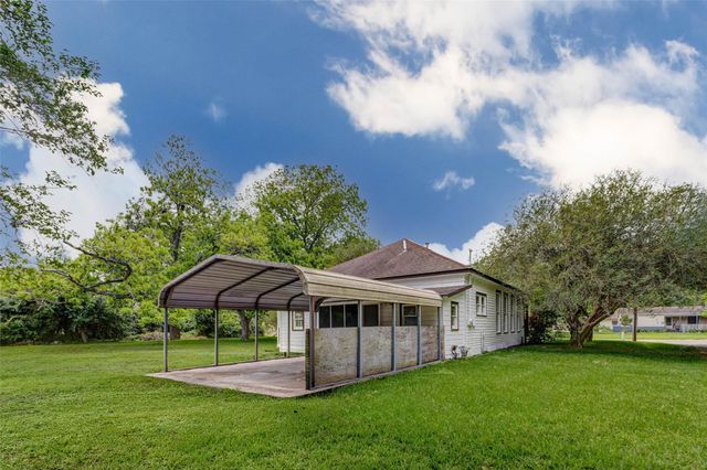 1302 Ross Street, La Marque, TX 77568