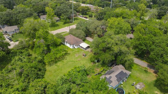 1302 Ross Street, La Marque, TX 77568