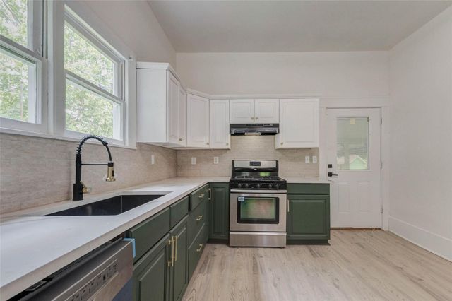1302 Ross Street, La Marque, TX 77568