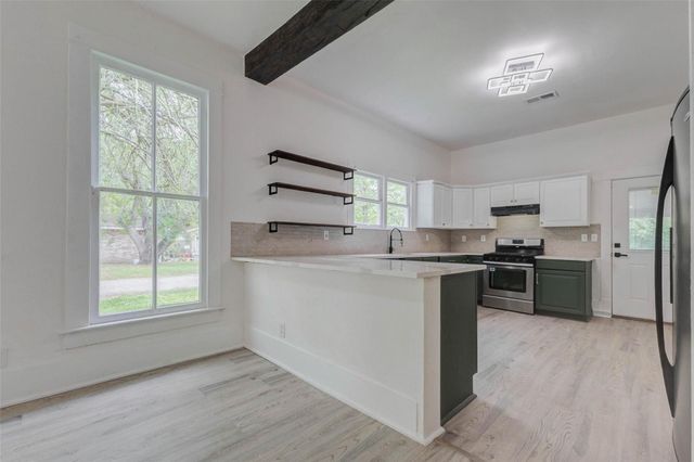 1302 Ross Street, La Marque, TX 77568