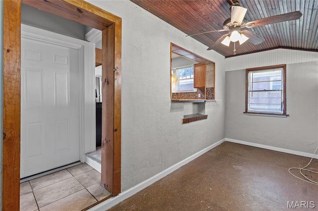 215 Carson Road, Ferguson, MO 63135