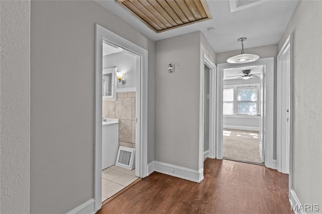 215 Carson Road, Ferguson, MO 63135