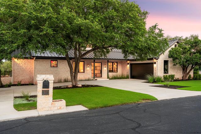 12 Treehaven LN, The Hills, TX 78738