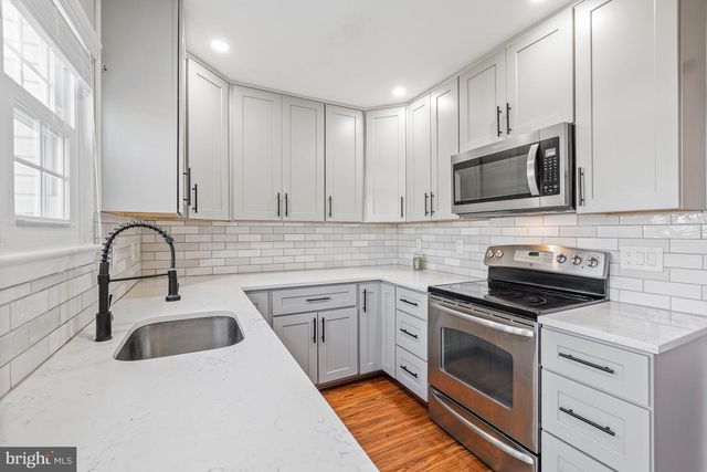 46724 SUMMIT TER, Sterling, VA 20164