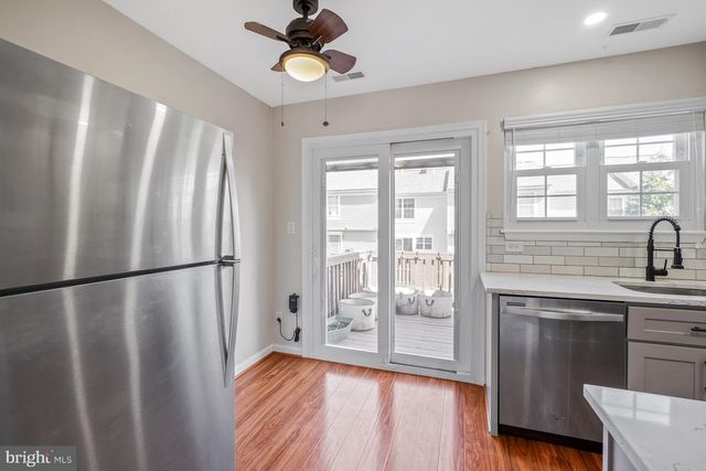 46724 SUMMIT TER, Sterling, VA 20164