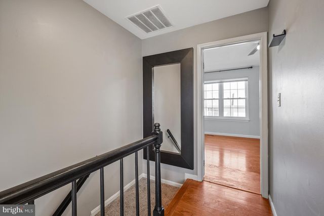 46724 SUMMIT TER, Sterling, VA 20164