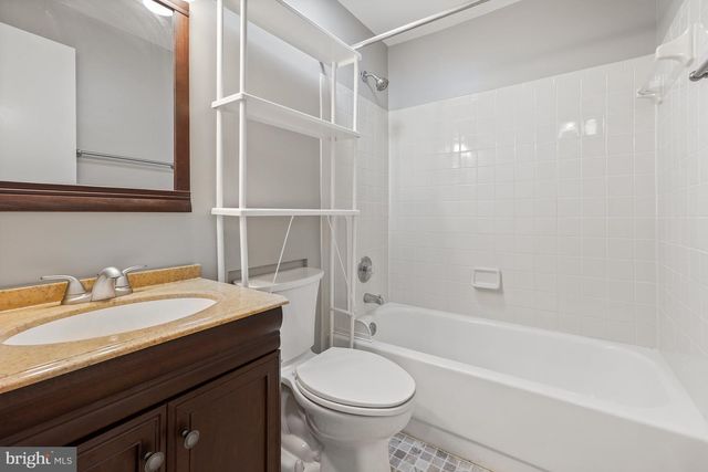 46724 SUMMIT TER, Sterling, VA 20164