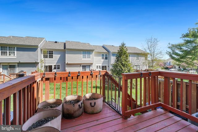 46724 SUMMIT TER, Sterling, VA 20164