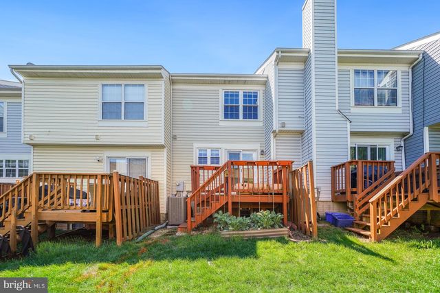 46724 SUMMIT TER, Sterling, VA 20164