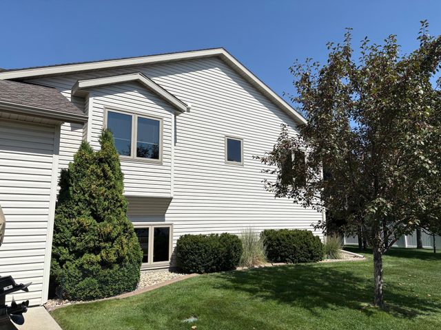 4788 Clock Tower Lane S, Fargo, ND 58104