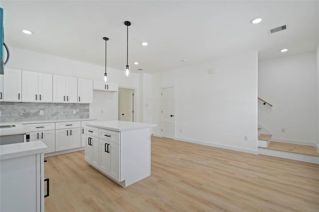 7504 Laura Koppe Road C/D, Houston, TX 77028