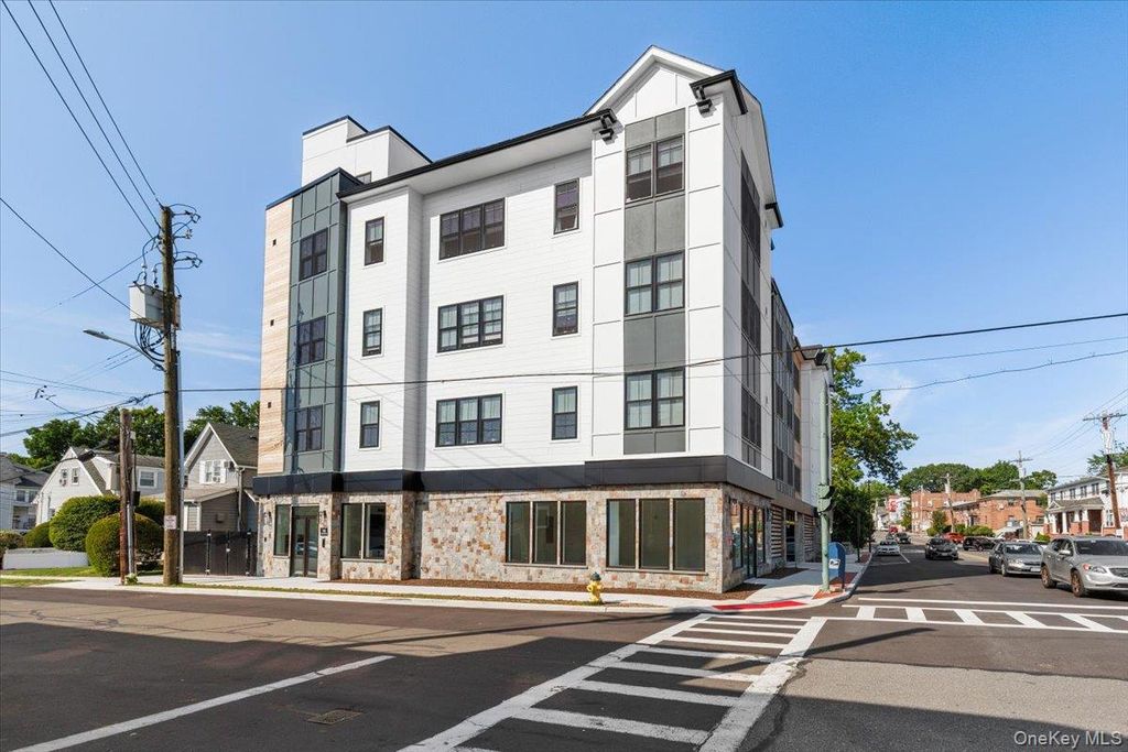 132 Halstead Avenue, Harrison, NY 10528 — exterior