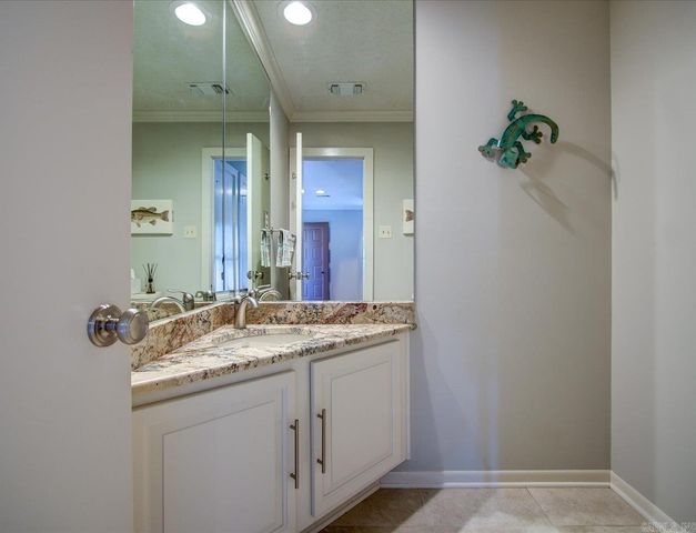 160 Long Island Bay Apt 48, Hot Springs, AR 71913
