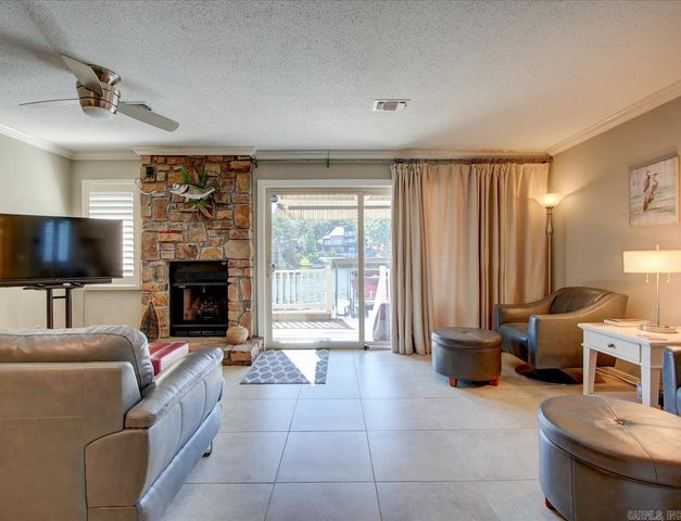 160 Long Island Bay Apt 48, Hot Springs, AR 71913