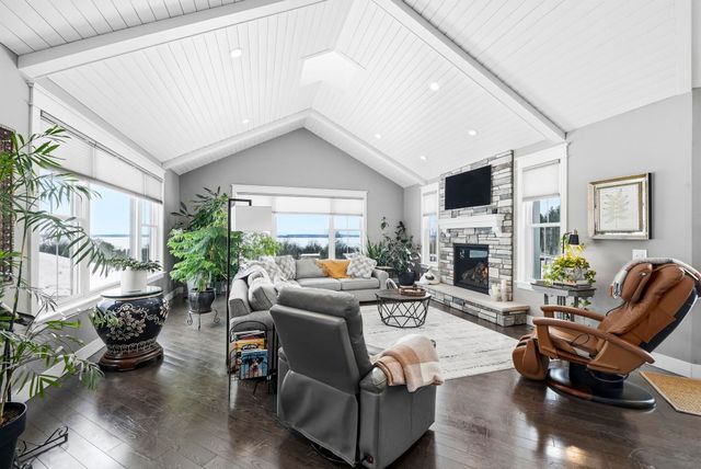 6815 S Rolling Hills Drive, Bingham Twp, MI 49684