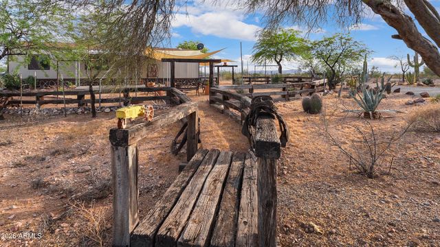 30915 W OLESEN --, Wittmann, AZ 85361