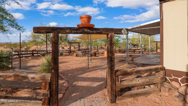 30915 W OLESEN --, Wittmann, AZ 85361