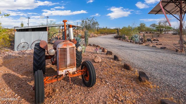 30915 W OLESEN --, Wittmann, AZ 85361