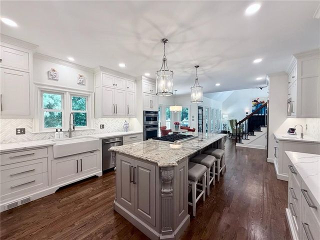 1402 Downington View NW, Acworth, GA 30101