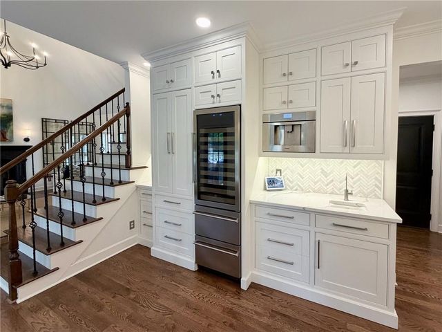 1402 Downington View NW, Acworth, GA 30101
