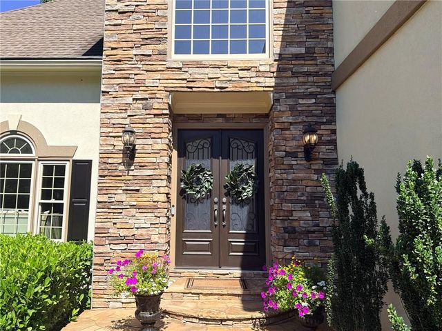 1402 Downington View NW, Acworth, GA 30101
